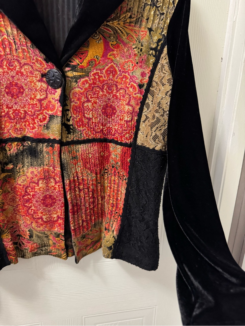 Coldwater Creek Mixed-Texture Floral Velvet Blazer - Black & Red - Picture 5 of 7